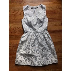 Kensie White & Silver Dress 💎